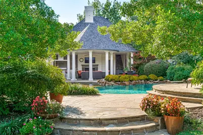 4731 N Lindhurst Avenue, Dallas, TX 75229 - Photo 12