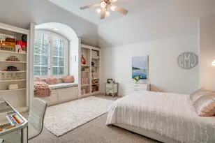 4731 N Lindhurst Ave, Dallas, TX 75229 - Photo 32