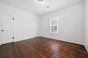 904 N Woods St, Sherman, TX 75092 - Photo 20