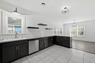 904 N Woods St, Sherman, TX 75092 - Photo 16