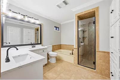 1916 Canterbury Circle, Fort Worth, TX 76112 - Photo 16