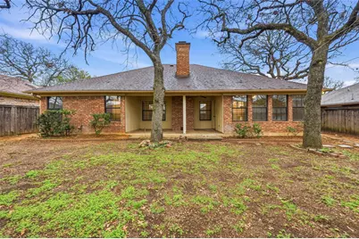 1916 Canterbury Circle, Fort Worth, TX 76112 - Photo 26