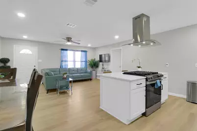 1208 Hansboro Avenue, Dallas, TX 75224 - Photo 4