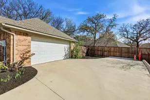 724 Smokerise Cir, Denton, TX 76205 - Photo 30
