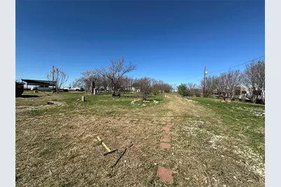 831 Holiday Drive, Ponder, TX 76259 - Photo 12