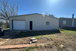 831 Holiday Dr, Ponder, TX 76259 - Photo 8