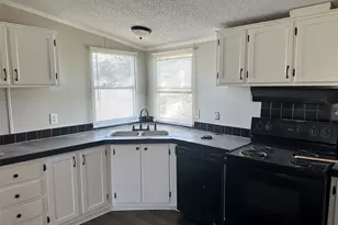 831 Holiday Dr, Ponder, TX 76259 - Photo 16