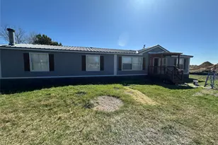 831 Holiday Dr, Ponder, TX 76259 - Photo 1