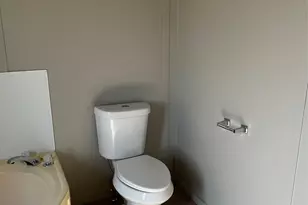 1109 Market St, Tye, TX 79563 - Photo 10