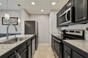 8601 Park Ln, Dallas, TX 75231 - Photo 6