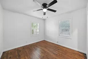 1205 Hamsted St, Fort Worth, TX 76115 - Photo 10