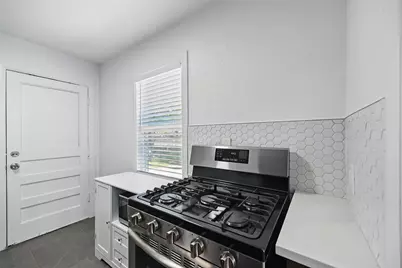 1205 Hamsted Street, Fort Worth, TX 76115 - Photo 8