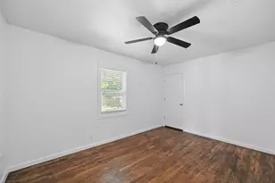 1205 Hamsted St, Fort Worth, TX 76115 - Photo 12