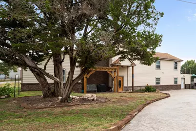 419 Sky Harbour Court, Granbury, TX 76049 - Photo 6