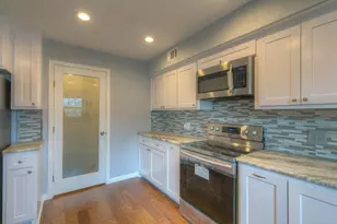 419 Sky Harbour Ct, Granbury, TX 76049 - Photo 10