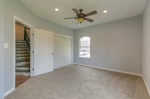 419 Sky Harbour Ct, Granbury, TX 76049 - Photo 8