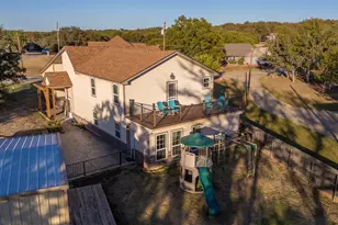 419 Sky Harbour Ct, Granbury, TX 76049 - Photo 30