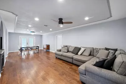 419 Sky Harbour Court, Granbury, TX 76049 - Photo 8