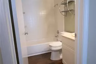 3121 Sondra Dr, Fort Worth, TX 76107 - Photo 10