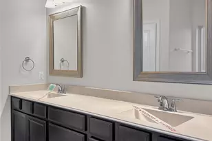 11504 Zoe Ln, McKinney, TX 75071 - Photo 12