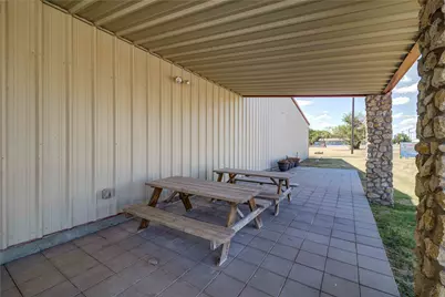 205 N Davis Street, Chico, TX 76431 - Photo 32