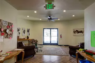 205 N Davis St, Chico, TX 76431 - Photo 8