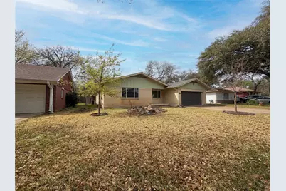 509 Robinhood Drive, Irving, TX 75061 - Photo 6