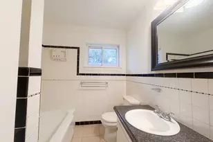 509 Robinhood Dr, Irving, TX 75061 - Photo 14