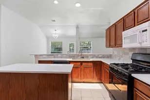 2078 Amherst Dr, Lewisville, TX 75067 - Photo 12