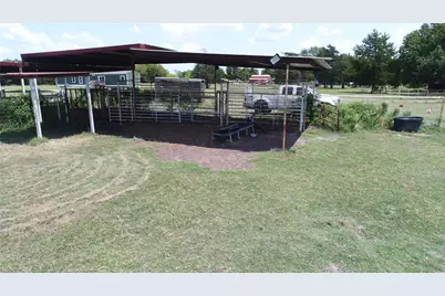 14200 County Road 2180, Richland, TX 76681 - Photo 8