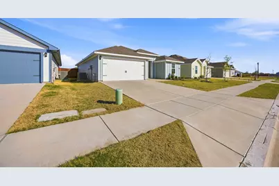 6535 Sand Dune Way, Princeton, TX 75407 - Photo 4