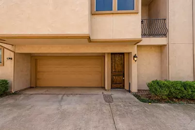 1914 Euclid Avenue #C, Dallas, TX 75206 - Photo 2