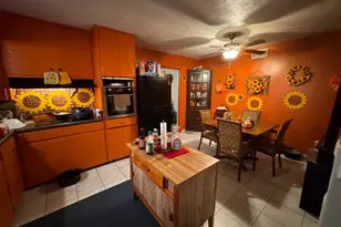 129 Palm Dr, Marlin, TX 76661 - Photo 6