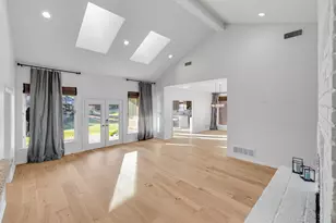 2636 Brookside Dr, Irving, TX 75063 - Photo 20