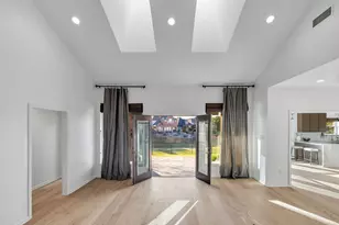 2636 Brookside Dr, Irving, TX 75063 - Photo 22