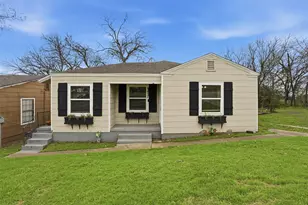 4867 Lawther Dr, River Oaks, TX 76114 - Photo 1