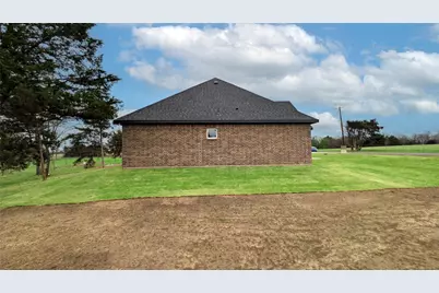 956 County Road 4108, Greenville, TX 75401 - Photo 32