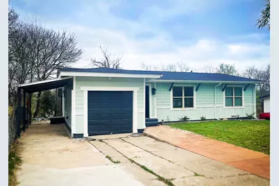 722 E Strong Parkway, Grand Prairie, TX 75050 - Photo 1