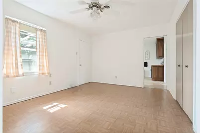 329 N Brighton Avenue, Dallas, TX 75208 - Photo 12