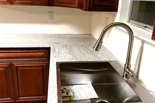 329 N Brighton Ave, Dallas, TX 75208 - Photo 10