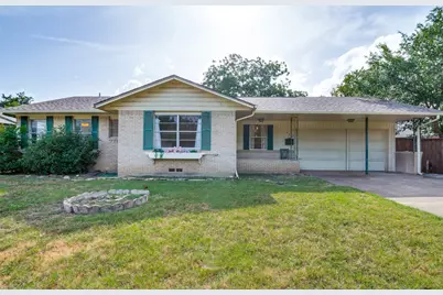 329 N Brighton Avenue, Dallas, TX 75208 - Photo 1
