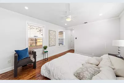 827 Westmount Avenue, Dallas, TX 75211 - Photo 12