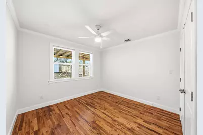 827 Westmount Avenue, Dallas, TX 75211 - Photo 18