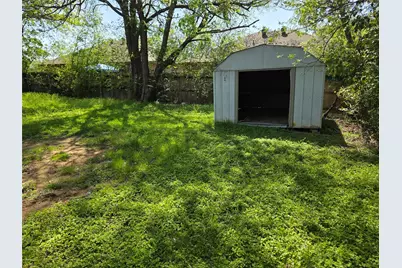 1203 N Anglin Street, Cleburne, TX 76031 - Photo 14