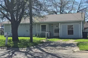 1203 N Anglin St, Cleburne, TX 76031 - Photo 1