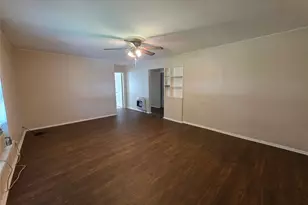 1203 N Anglin St, Cleburne, TX 76031 - Photo 2