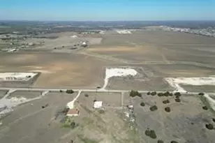 8317 Gina Ln, Alvarado, TX 76009 - Photo 2