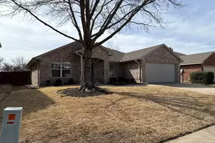 8204 Montecito Dr, Denton, TX 76210 - Photo 2