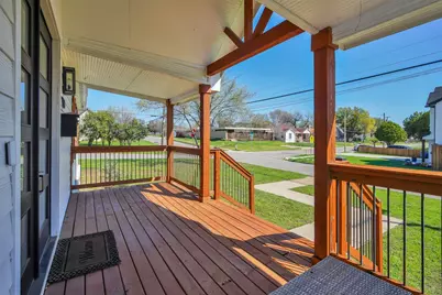 1723 N Edgefield Avenue, Dallas, TX 75208 - Photo 4