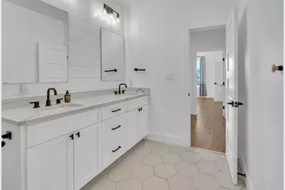 1723 N Edgefield Avenue, Dallas, TX 75208 - Photo 28